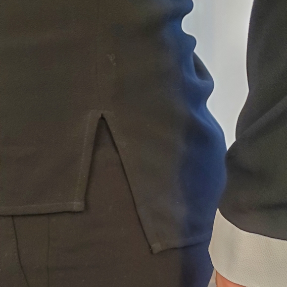 Black 1. State blouse with off-white trim - Picture 10 of 13